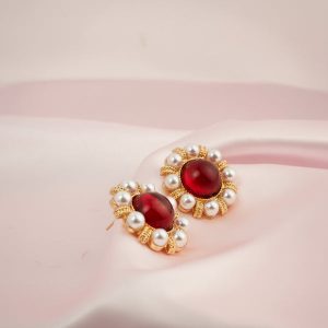 Velvet Pearl Stud Earrings
