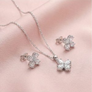 AGOR 925 Sterling Silver Sparkling Floral Clover Pendant and Earring Set High Polish Jewellery for Women