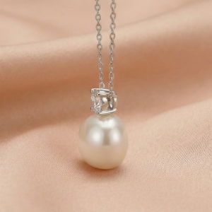AGOR 925 Sterling Silver Elegant Pearl and Crystal Solitaire Pendant Necklace Jewellery for Women