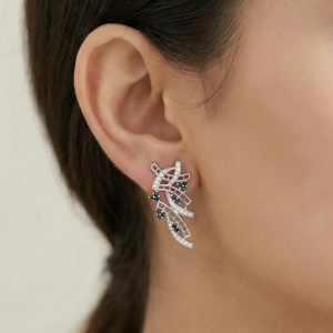 AGOR 925 Sterling Silver Abstract Wave Stud Earrings with Black and White Stones for Women Rhodium Plated Jewellery