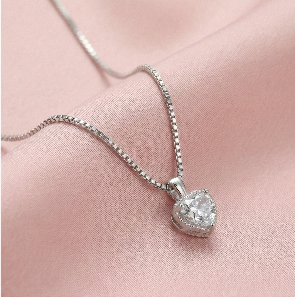 925 Sterling Silver Classic Heart Halo Solitaire Pendant Necklace Jewellery for Women