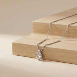 AGOR 925 Sterling Silver Classic Heart Halo Solitaire Pendant Necklace Jewellery for Women