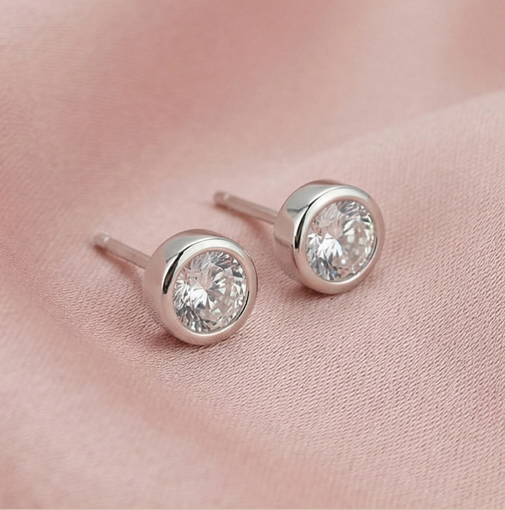 AGOR 925 Sterling Silver Round Bezel Set Solitaire Stud Earrings Jewellery for Women