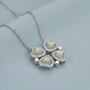 AGOR 925 Sterling Silver Four Leaf Clover Heart Pendant Necklace Jewellery Rhodium Finish