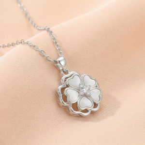 AGOR 925 Sterling Silver White Shell Floral Motif Pendant Necklace Jewellery with Rhodium Finish