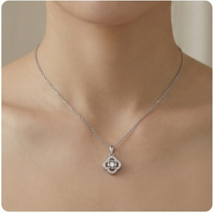 AGOR 925 Sterling Silver Dancing Stone Floral Clover Pendant Necklace Jewellery for Women