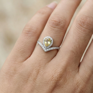 AGOR 925 Sterling Silver Pear Shaped Yellow Stone Chevron Halo Ring Jewellery for Women