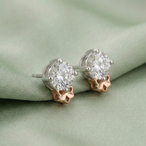 AGOR 925 Sterling Silver Floral Accent Solitaire Stud Earrings Jewellery