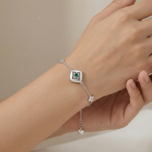 AGOR LUXE 925 Sterling Silver Geometric Emerald Green Centerpiece Chain Bracelet Jewellery for Women