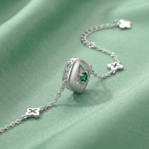 AGOR LUXE 925 Sterling Silver Geometric Emerald Green Centerpiece Chain Bracelet Jewellery for Women