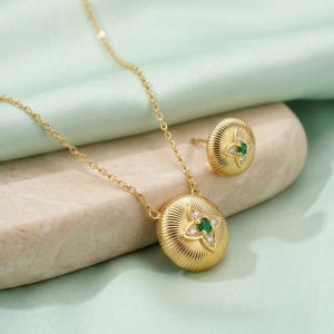 AGOR LUXE 925 Sterling Silver Yellow Gold Plated Ribbed Floral Pendant Necklace and Stud Earrings Jewellery Set for Women
