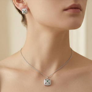 AGOR LUXE 925 Sterling Silver Cushion Cut Ribbed Floral Pendant Necklace and Stud Earrings Jewellery Set for Women