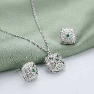 LUXE 925 Sterling Silver Cushion Cut Ribbed Floral Pendant Necklace and Stud Earrings Jewellery Set for Women