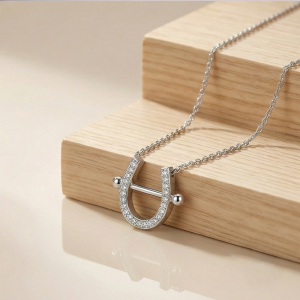 AGOR LUXE 925 Sterling Silver Lucky Horseshoe Pendant Necklace High Polish Finish Everyday Jewellery