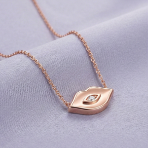 AGOR LUXE 925 Sterling Silver Rose Gold Plated Lips and Eye Motif Necklace Trendy Jewellery