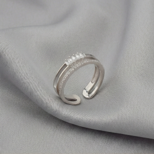AGOR 925 Sterling Silver Modern Split Shank Ring for Women, Adjustable Jewellery