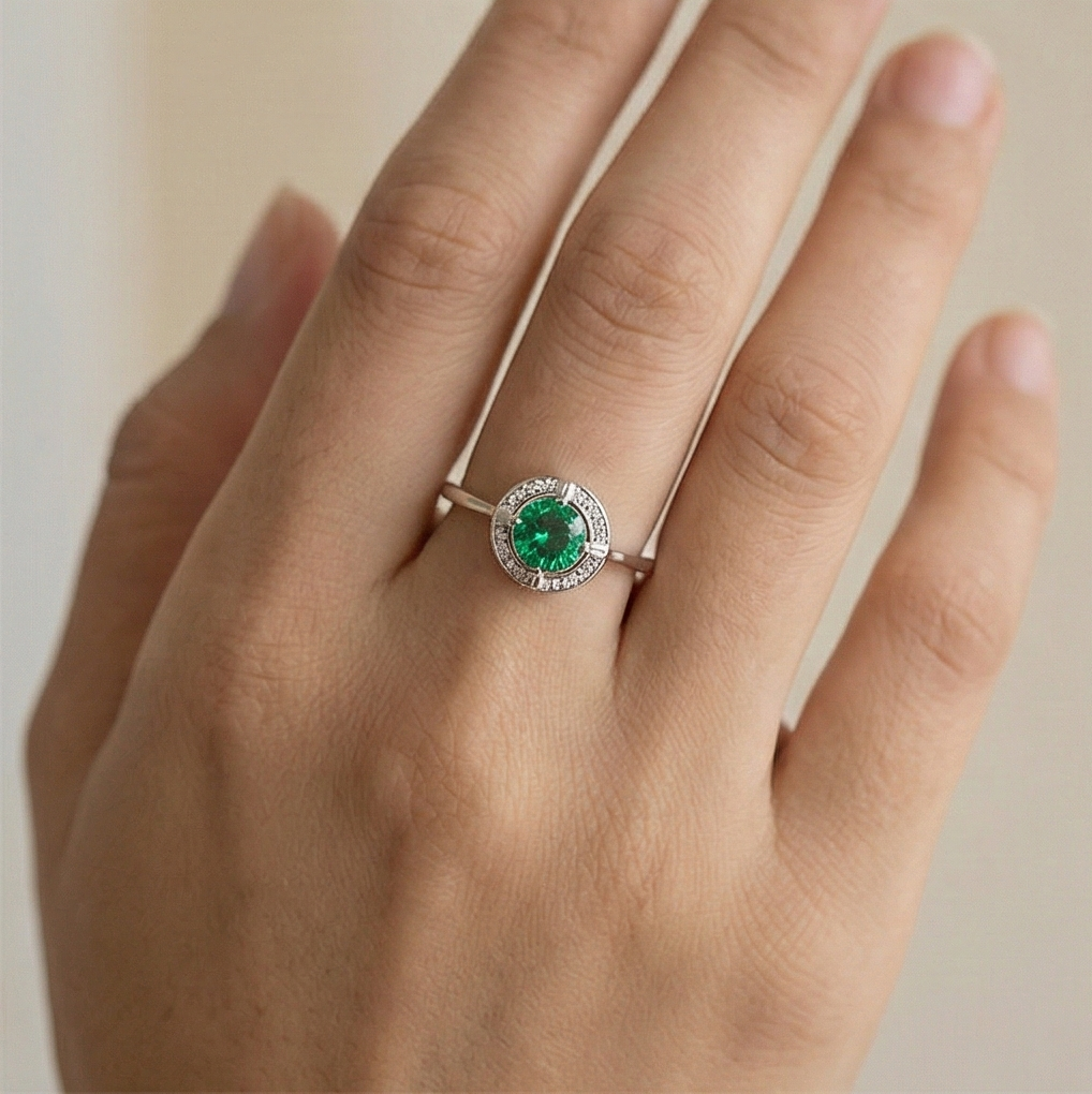 925 Sterling Silver Round Green Stone Halo Ring Adjustable High Polish Jewellery