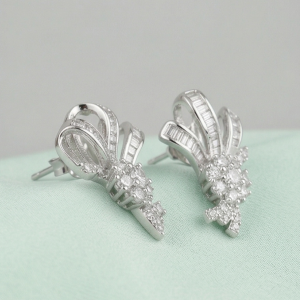 AGOR 925 Sterling Silver Elegant Bow Motif Stud Earrings High Polish Rhodium Finish Classic Jewellery for Women