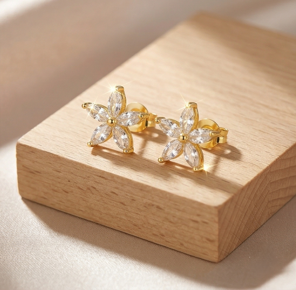 925 Sterling Silver Yellow Gold Plated Floral Stud Earrings for Women Everyday Jewellery
