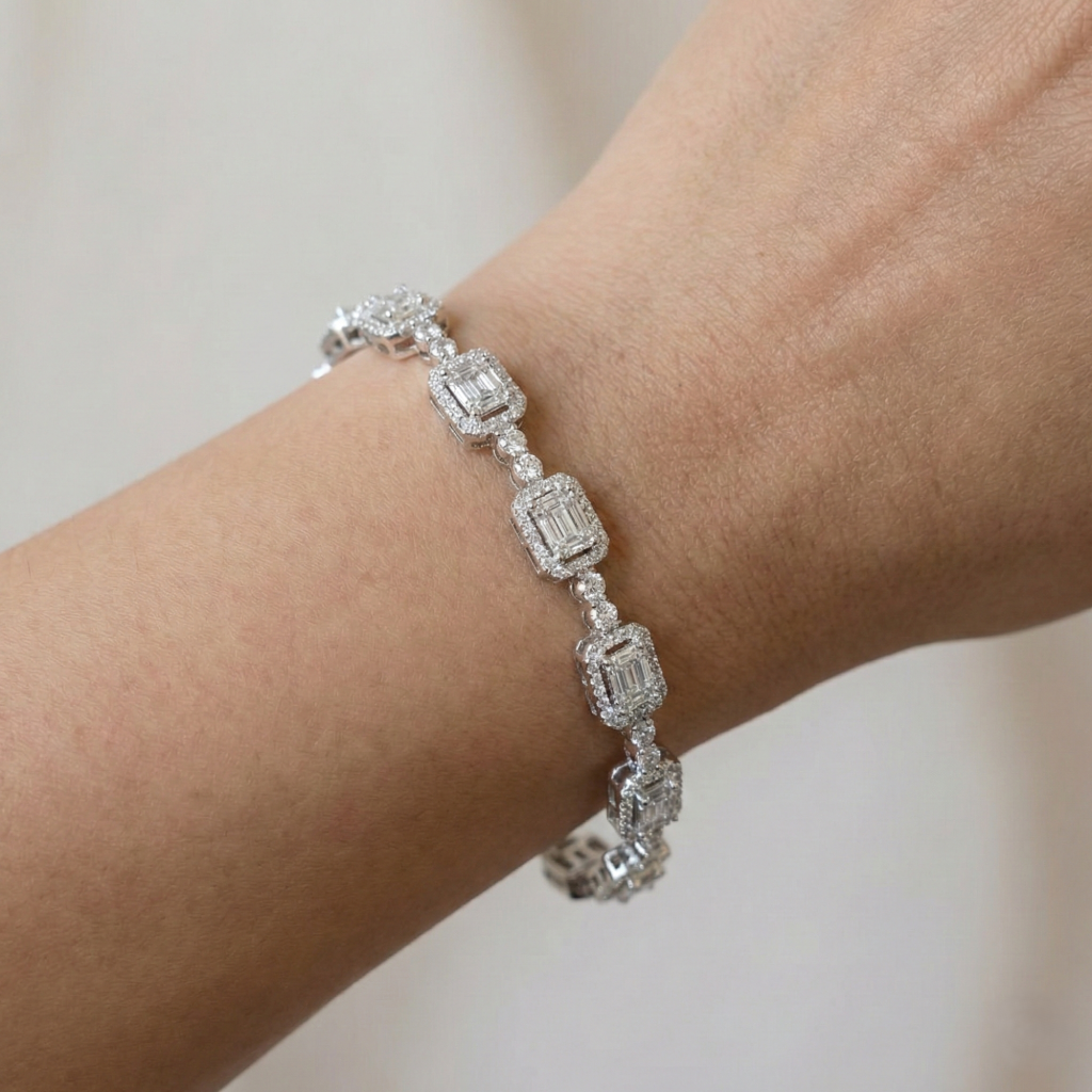 AGOR 925 Sterling Silver Radiant Halo Link Bracelet High Polish Rhodium Finish Jewellery