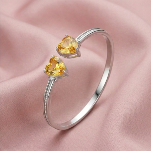 AGOR 925 Sterling Silver Open Cuff Amber Heart Bracelet High Polish Rhodium Finish Jewellery
