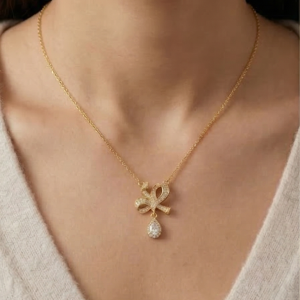 925 Sterling Silver Ribbon Bow Pendant Necklace Jewellery with Clear Stone in Gold Plated Finish