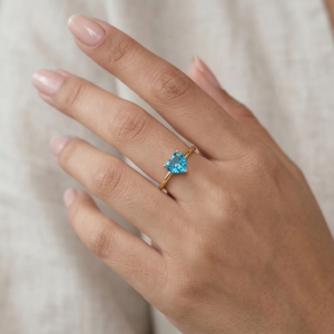AGOR 925 Sterling Silver Blue Heart Solitaire Ring Yellow Gold Finish Jewellery for Women - Size 8