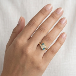 AGOR 925 Sterling Silver Blue Stone Bypass Ring Yellow Gold Finish Jewellery for Women - Size 7