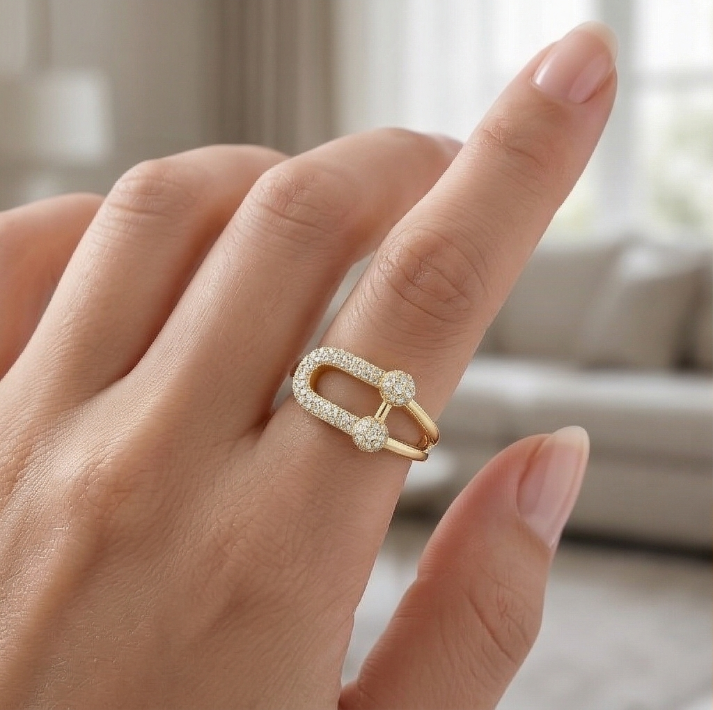 925 Sterling Silver U-Link Statement Ring with Yellow Gold Finish Contemporary Women's Jewellery - Size 7