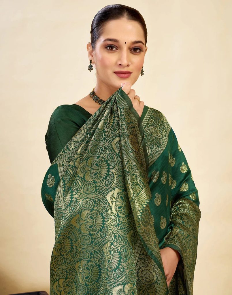 AXONIT Women's Silk Blend Banarasi Jacquard