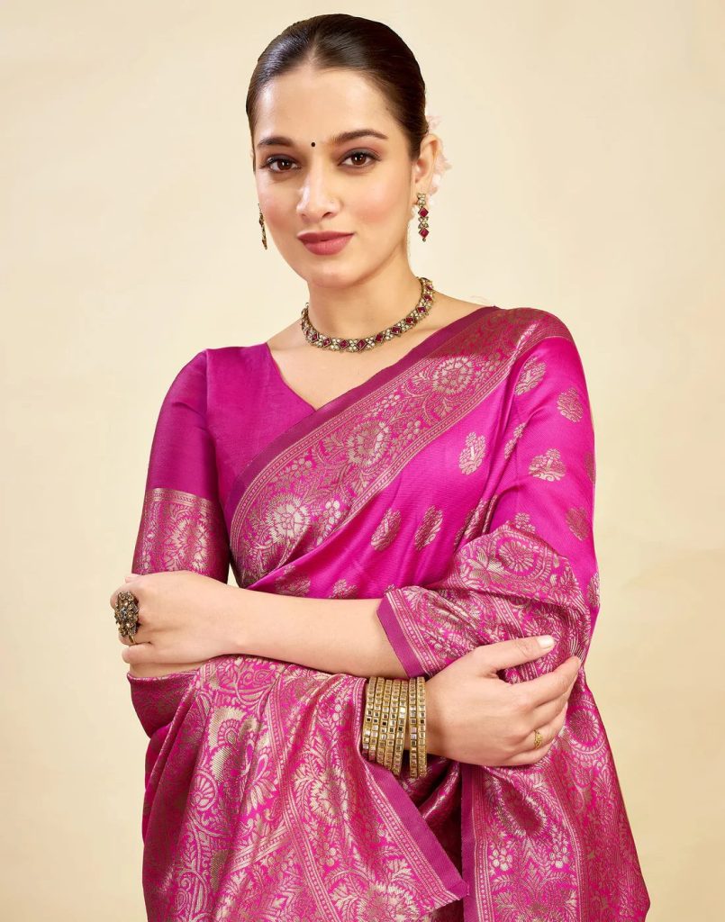 AXONIT Women's Silk Blend Banarasi Jacquard