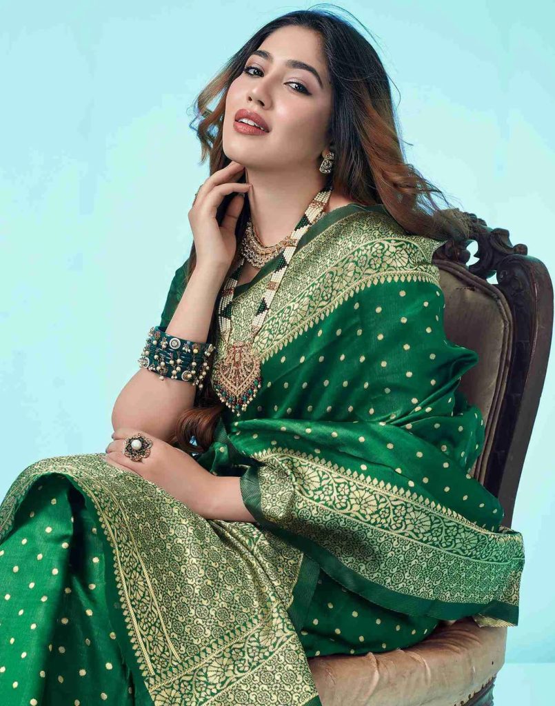 AXONIT Women's Silk Blend Banarasi Jacquard Traditional Motifs Design Saree with Unstitched Blouse Piece