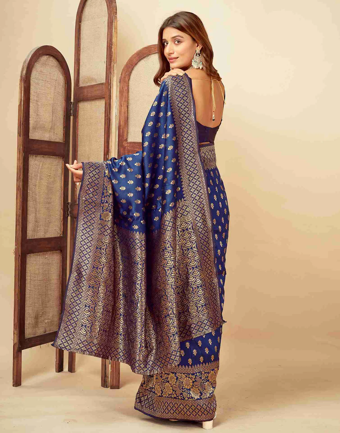 AXONIT Women's Silk Blend Banarasi Jacquard