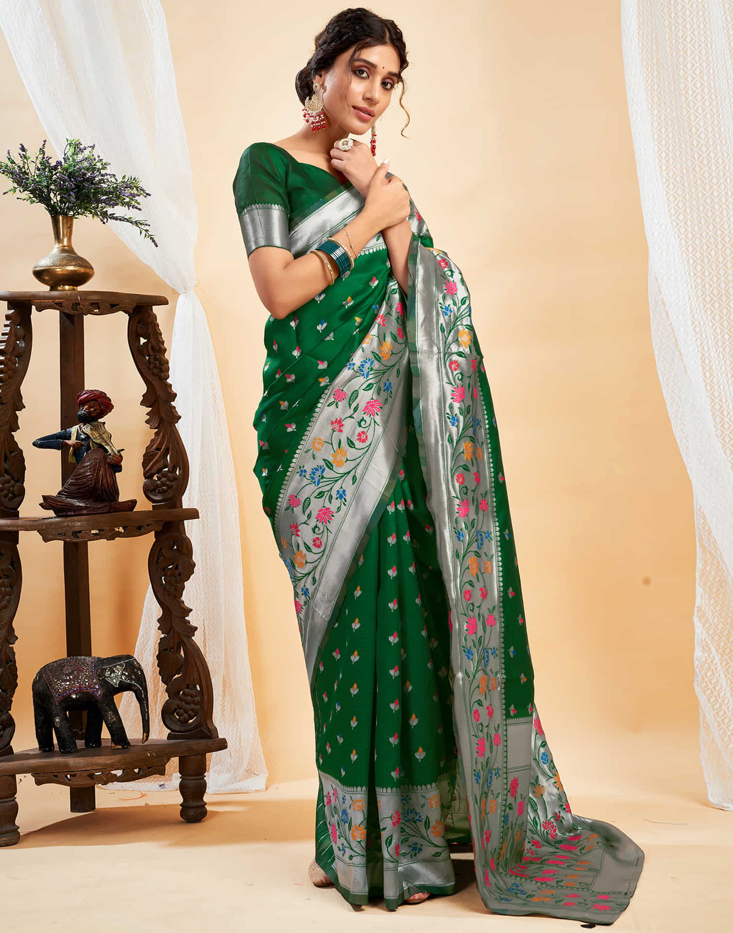 AXONIT Women's Silk Blend Banarasi Jacquard Multicolor Floral