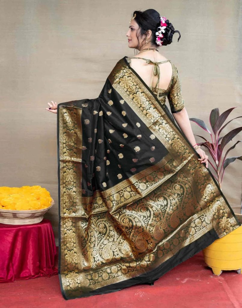 AXONIT Women's Silk Blend Banarasi Jacquard Floral & Paisley Design Saree with Unstitched Blouse Piece