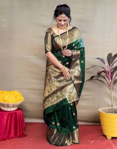 AXONIT Women's Silk Blend Banarasi Jacquard Floral & Paisley Design Saree with Unstitched Blouse Piece