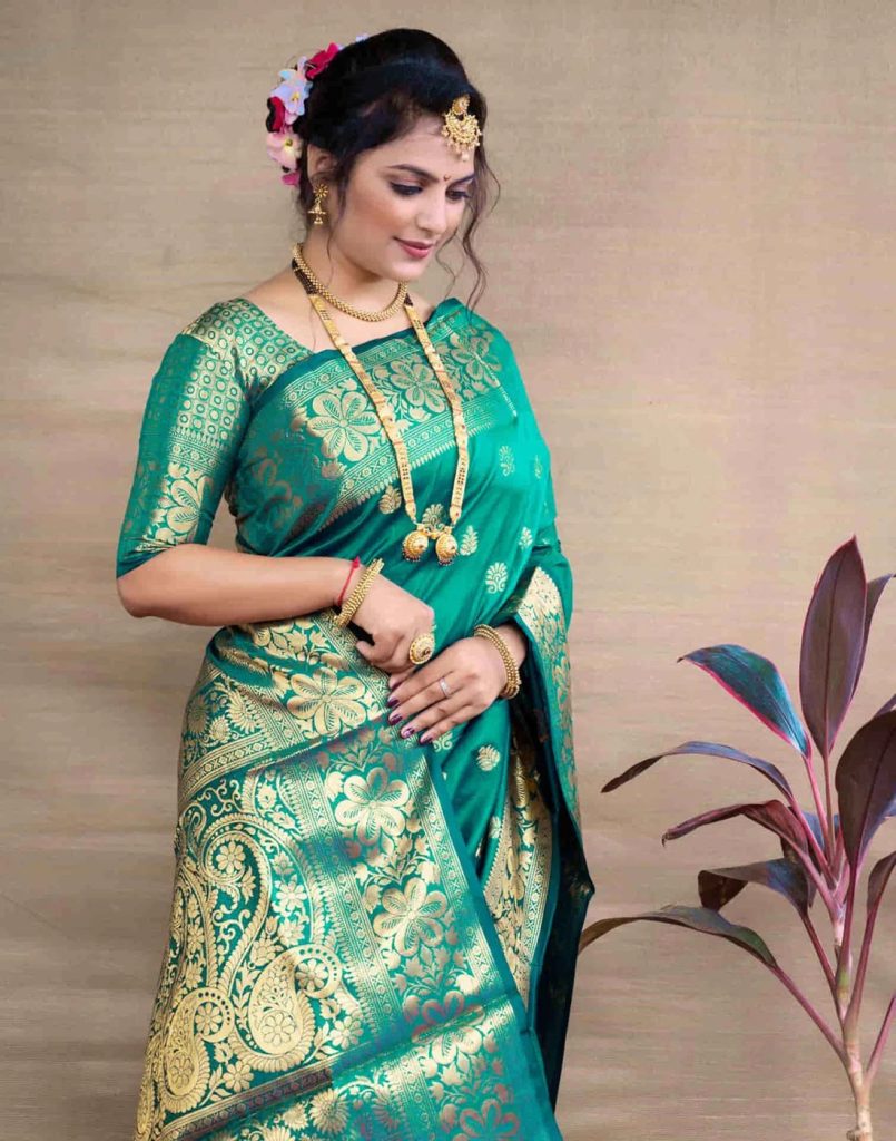 AXONIT Women's Silk Blend Banarasi Jacquard Floral & Paisley Design Saree with Unstitched Blouse Piece