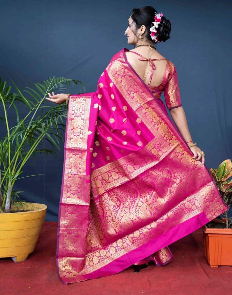 AXONIT Women's Silk Blend Banarasi Jacquard Floral & Paisley Design Saree with Unstitched Blouse Piece