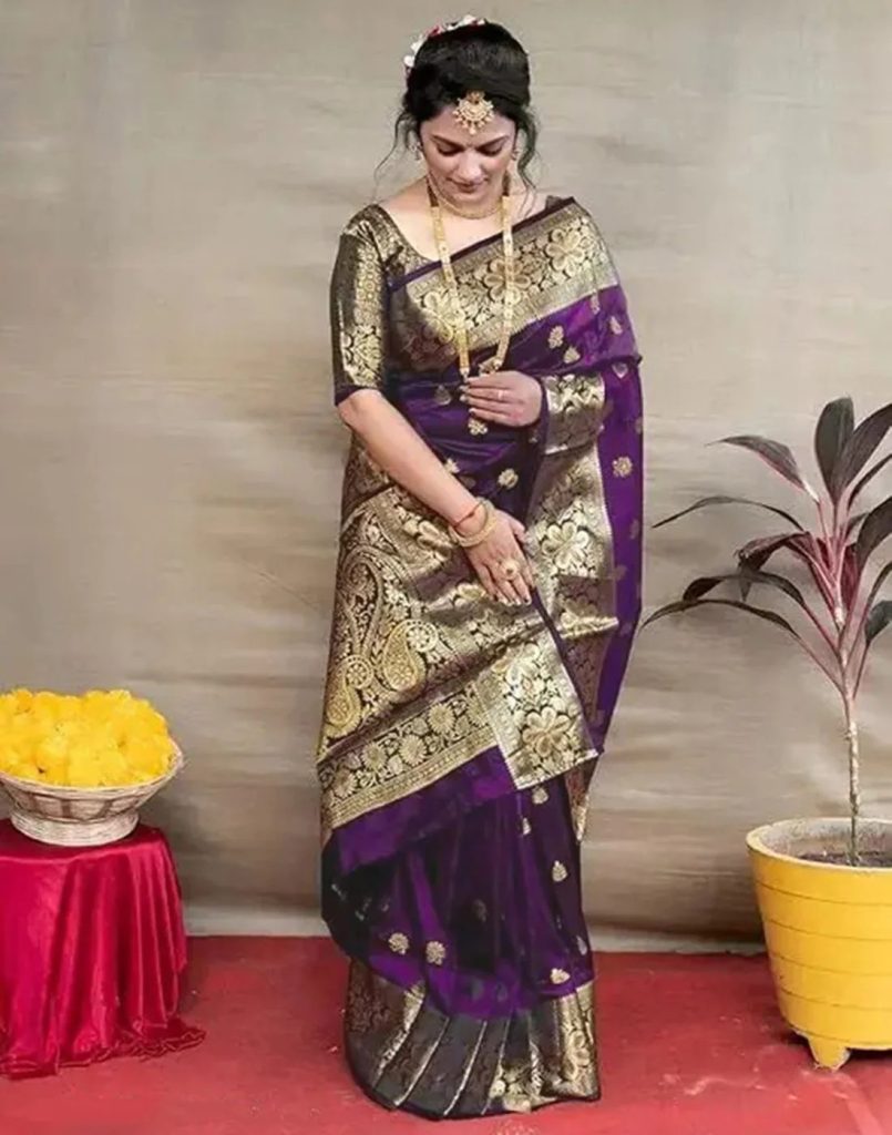 AXONIT Women's Silk Blend Banarasi Jacquard Floral & Paisley Design Saree with Unstitched Blouse Piece