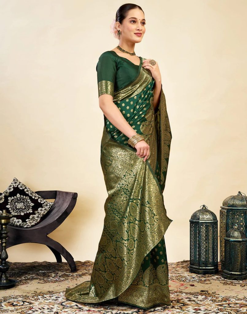 AXONIT Women's Silk Blend Banarasi Jacquard Classic Motif Design Saree with Unstitched Blouse Piece