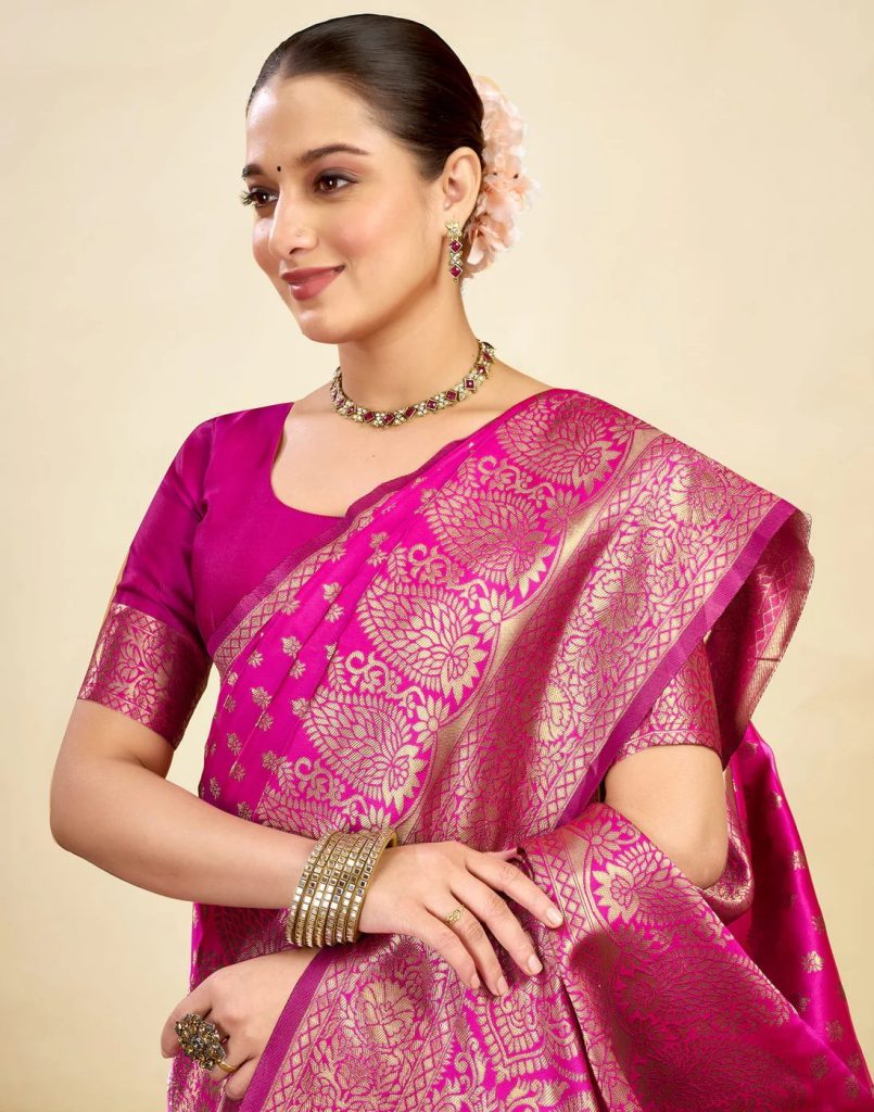 AXONIT Women's Silk Blend Banarasi Jacquard Classic Motif Design Saree with Unstitched Blouse Piece