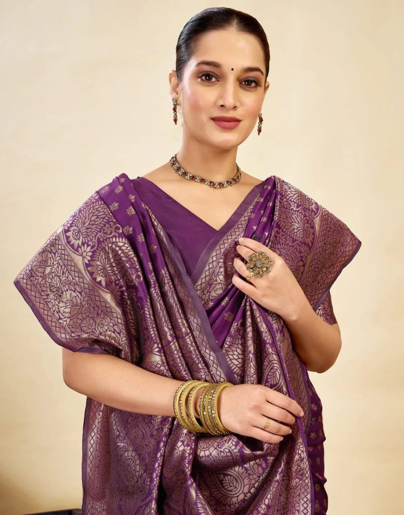 AXONIT Women's Silk Blend Banarasi Jacquard Classic Motif Design Saree with Unstitched Blouse Piece
