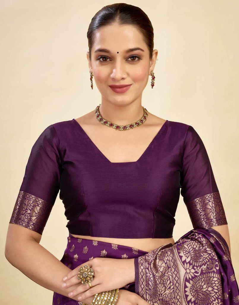 AXONIT Women's Silk Blend Banarasi Jacquard Classic Motif Design Saree with Unstitched Blouse Piece
