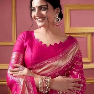 AXONIT Women's Silk Saree with Floral & Paisley Weaving & Traditional Golden Pallu with Unstitched Blouse Piece