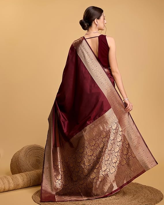 AXONIT Women's Premium Jacquard Silk Saree with Antique Gold Zari Border & Pallu weave & Unstitched Blouse Piece