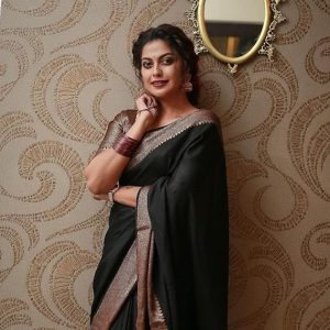 AXONIT Women's Premium Jacquard Silk Saree with Floral Brocade Border & Pallu Design with Unstitched Blouse Piece
