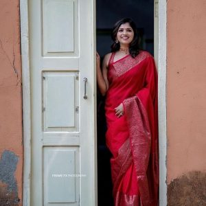 AXONIT Women's Premium Jacquard Silk Saree with Floral Brocade Border & Pallu Design with Unstitched Blouse Piece