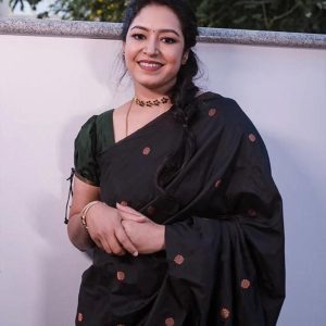 AXONIT Women's Soft Jacquard Heritage Silk Saree with Golden Zari Buti Work with Unstitched Blouse Piece - Bottle Green-Maroon