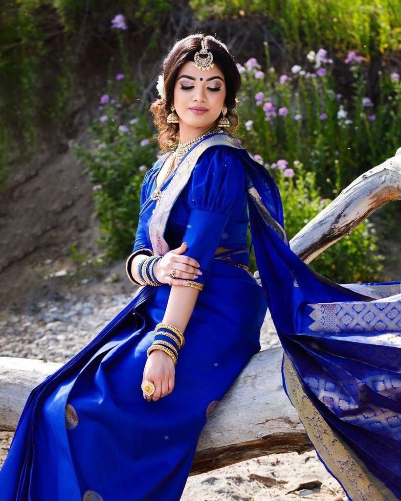 AXONIT Women's Premium Banarasi Silk Saree with Silver Zari Circular Butti Motifs with Silver Zari Border with Unstitched Blouse Piece - Navy Blue