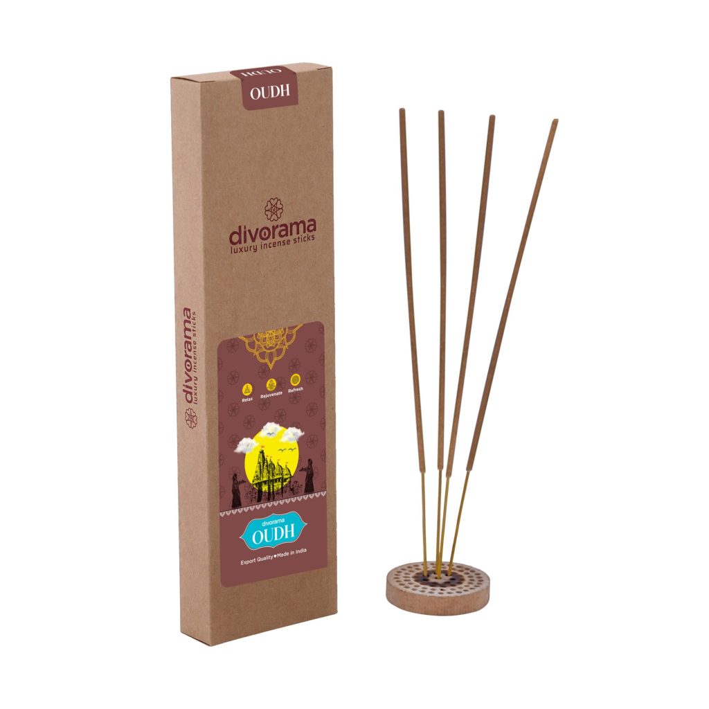 DivoRama Luxury Oudh Incense Sticks Agarbatti - 100% Indian Natural Aroma - Long Lasting Oudh Agarbattis for Puja, Meditation, Happy Vibes - 60 Sticks